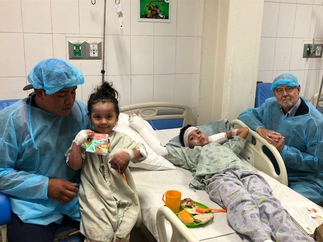 Children recovering from Fuego